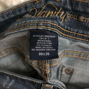 Vanity 30x35 stylish jeans